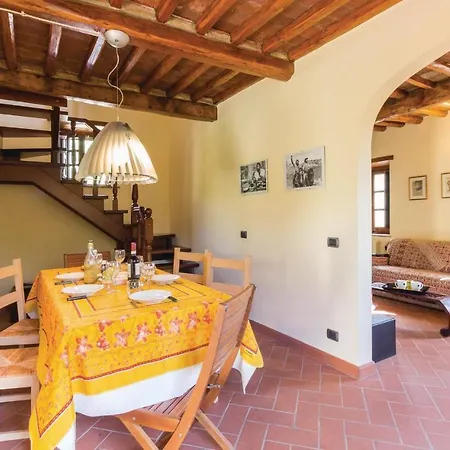 펜션 Beautiful In Pieve A Elici -lu- With Kitchen