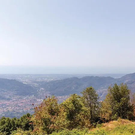펜션 Beautiful In Pieve A Elici -lu- With Kitchen